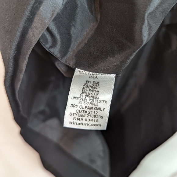 Trina Turk Silk Stretch Mini Dress Size 6 Small Cowl Pink Black Luci Stripe - Picture 10 of 11